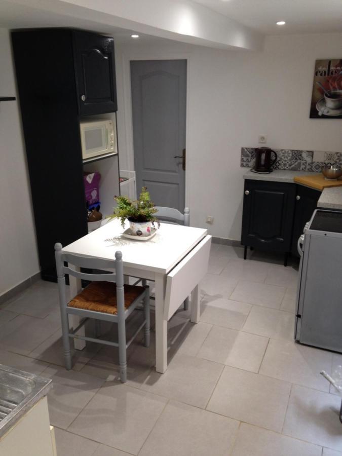 Maison De Centre Ville 6 Personnes Précigné Exteriér fotografie